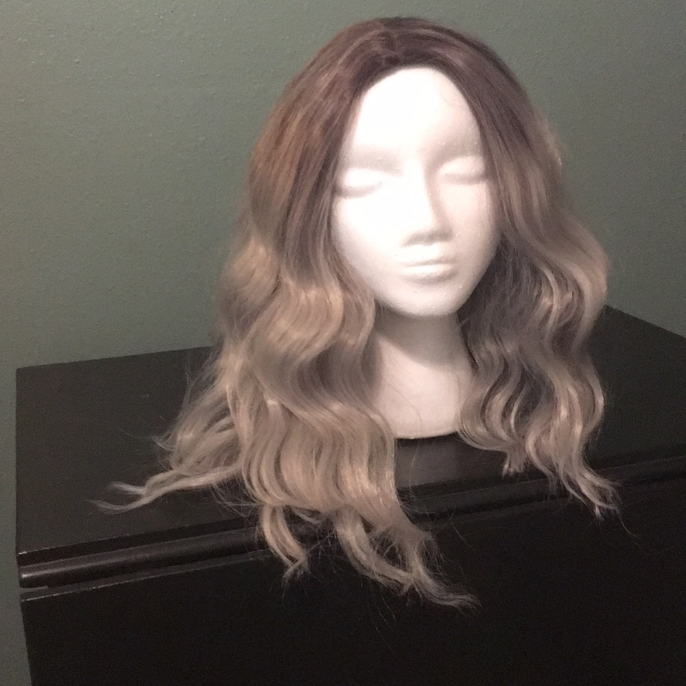 Ombré gray wig 14 inches